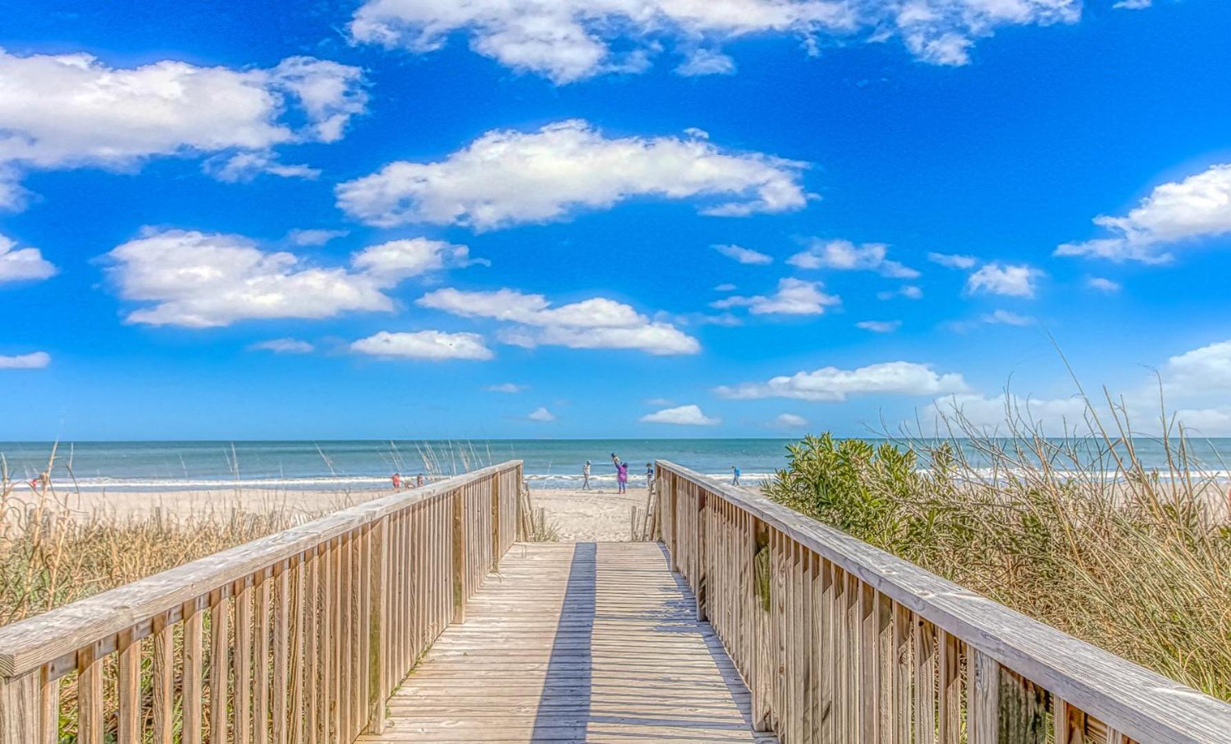 אפרטהוטל מירטל ביץ' Good Time Charlies Oceanfront Retreat מראה חיצוני תמונה
