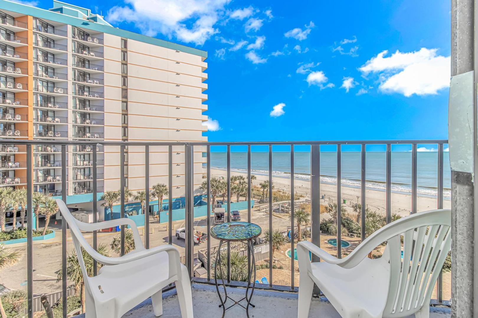 אפרטהוטל מירטל ביץ' Good Time Charlies Oceanfront Retreat מראה חיצוני תמונה